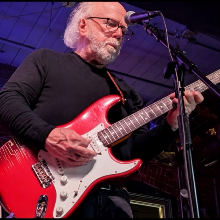 Jim Murphy on the red Stratocaster